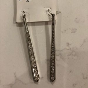 Long minimalist diamond-like Earrings